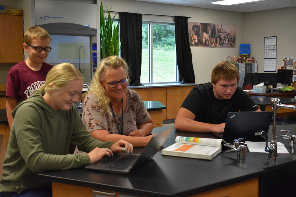 Hanzlik is Nebraska Outstanding Educator of the Year