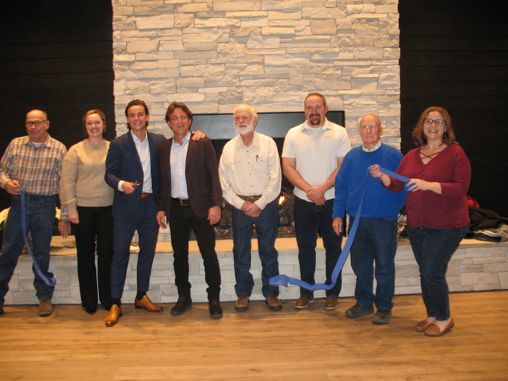 A ribbon cutting was held at Keating Resources.