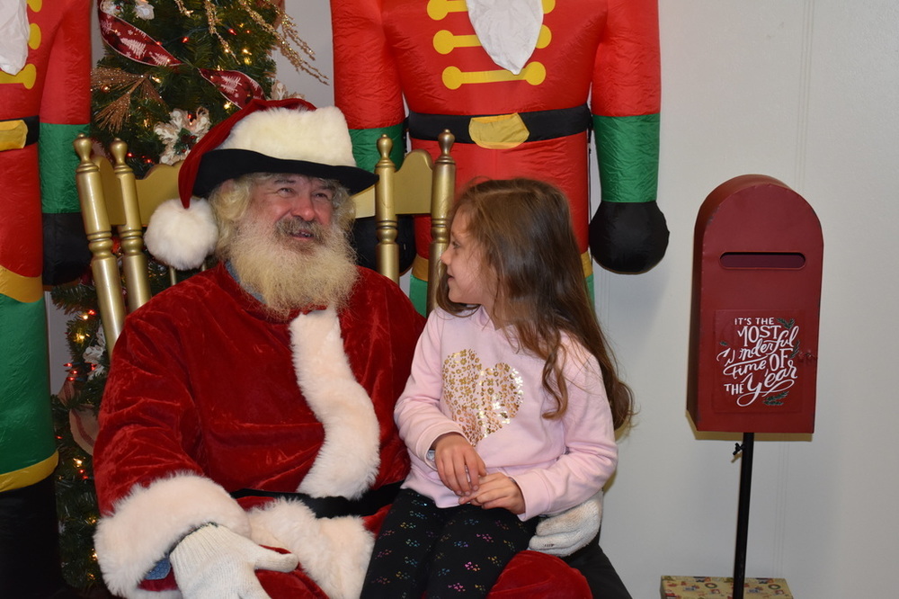 Santa hears children's wishes