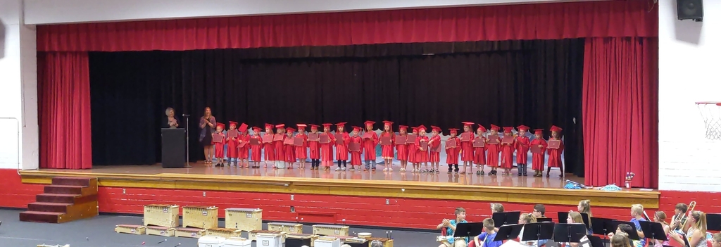 Kindergarteners on stage.