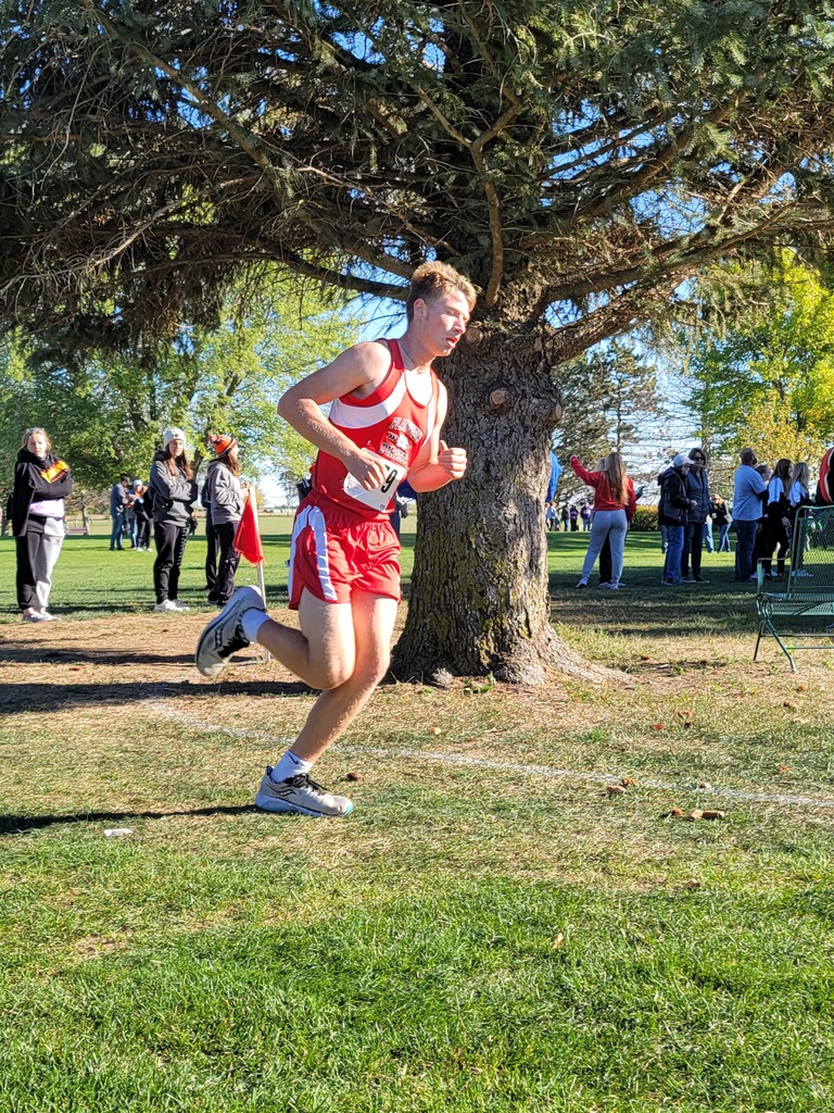Pirate runners prep for Districts