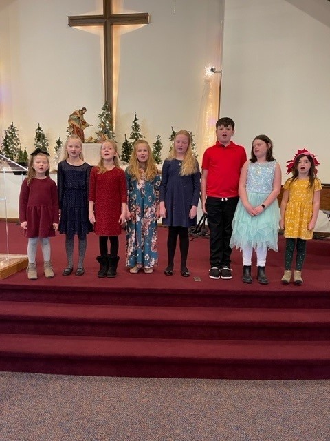 Faith Wesleyan children singing a special Christmas song.